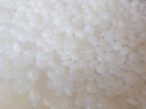 Intadmelt VWO-4-N Hoogwaardige wit transparante hotmelt op EVA basis.